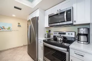 17080 Harbour Pointe Dr, Fort Myers, FL 33908 - Photo 13