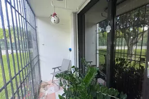 9682 Fontainebleau Blvd, Miami, FL 33172 - Photo 31