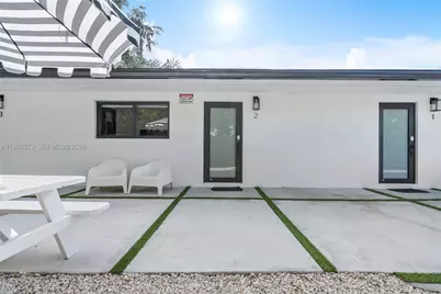 256 NW 57th St, Miami, FL 33127 - Photo 33
