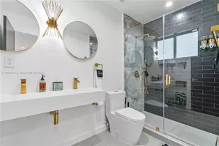 256 NW 57th St, Miami, FL 33127 - Photo 9