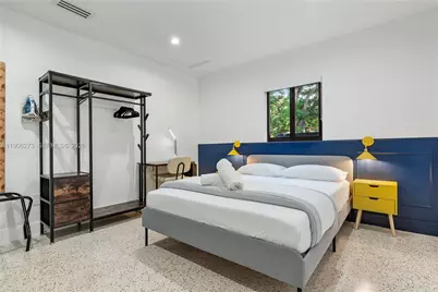256 NW 57th St, Miami, FL 33127 - Photo 35