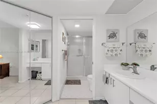 801 SW 138th Ave, Pembroke Pines, FL 33027 - Photo 11