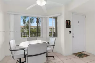 801 SW 138th Ave, Pembroke Pines, FL 33027 - Photo 5