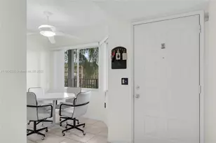 801 SW 138th Ave, Pembroke Pines, FL 33027 - Photo 5