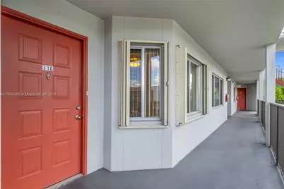 801 SW 138th Ave #310E, Pembroke Pines, FL 33027 - Photo 13