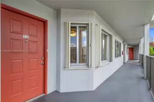 801 SW 138th Ave, Pembroke Pines, FL 33027 - Photo 13