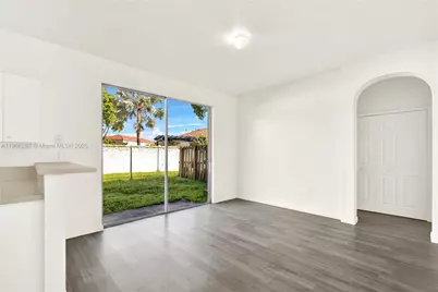 27283 SW 138th Path, Homestead, FL 33032 - Photo 7