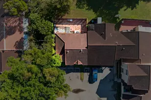 6018 NW 172nd Terr Circle, Hialeah, FL 33015 - Photo 23