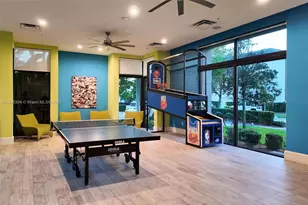 8002 NW 43rd St, Doral, FL 33166 - Photo 37