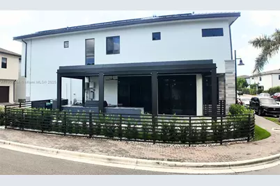 8002 NW 43rd St, Doral, FL 33166 - Photo 23