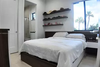 8002 NW 43rd St, Doral, FL 33166 - Photo 13