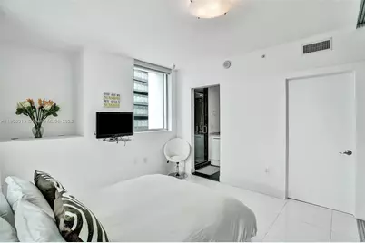 900 Biscayne Blvd #501, Miami, FL 33132 - Photo 13