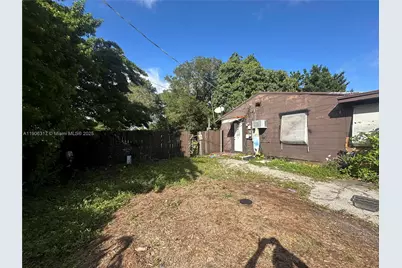 2743 Pierce St, Hollywood, FL 33020 - Photo 3