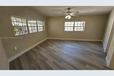 4630 SW 36th St, West Park, FL 33023 - Photo 19