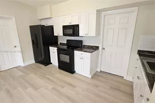 4630 SW 36th St, West Park, FL 33023 - Photo 39