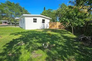 4630 SW 36th St, West Park, FL 33023 - Photo 7