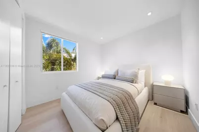 7541 NW 97th Ct, Doral, FL 33178 - Photo 23