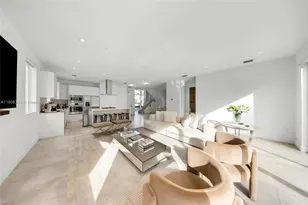 7541 NW 97th Ct, Doral, FL 33178 - Photo 11