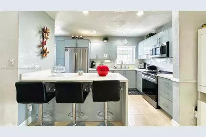 20515 NW 45th Ave, Miami Gardens, FL 33055 - Photo 23