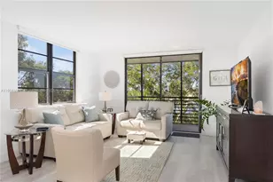 1100 Colony Point Cir, Pembroke Pines, FL 33026 - Photo 9