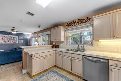 21500 SW 88th Ave, Cutler Bay, FL 33189 - Photo 11