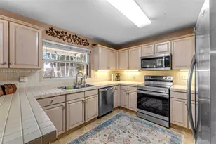 21500 SW 88th Ave, Cutler Bay, FL 33189 - Photo 9