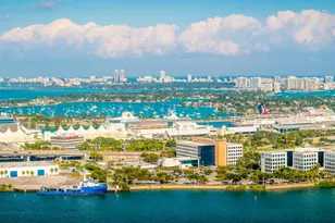 335 S Biscayne Blvd, Miami, FL 33131 - Photo 21