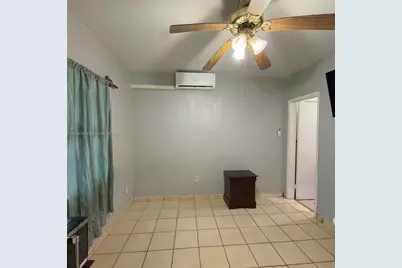 275 W 16th St #0, Hialeah, FL 33010 - Photo 7