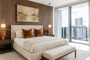 88 SW 7th St, Miami, FL 33130 - Photo 7