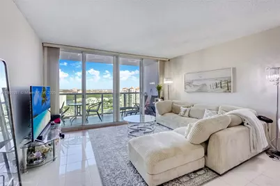 100 Bayview Dr #2102, Sunny Isles Beach, FL 33160 - Photo 3