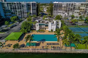 800 Parkview Dr, Hallandale Beach, FL 33009 - Photo 21