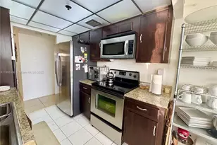 210 174th St, Sunny Isles Beach, FL 33160 - Photo 19