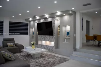 295 NE 150th St, Miami, FL 33161 - Photo 15