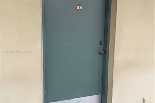 7505 SW 82nd St, Miami, FL 33143 - Photo 21