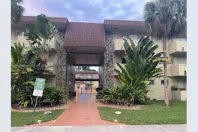 7505 SW 82nd St #117, Miami, FL 33143 - Photo 1