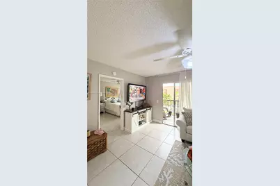 571 SW 142nd Ave #310, Pembroke Pines, FL 33027 - Photo 27