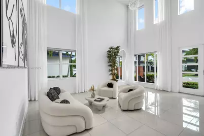 15540 NW 88th Ave, Miami Lakes, FL 33018 - Photo 3