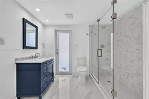 717 SE 2nd St, Deerfield Beach, FL 33441 - Photo 11