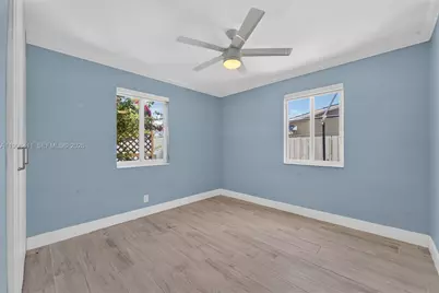 717 SE 2nd St, Deerfield Beach, FL 33441 - Photo 9