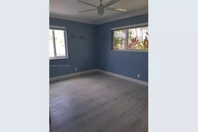 717 SE 2nd St, Deerfield Beach, FL 33441 - Photo 13