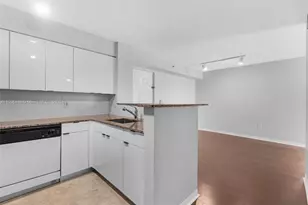 4320 NW 107th Ave, Doral, FL 33178 - Photo 11