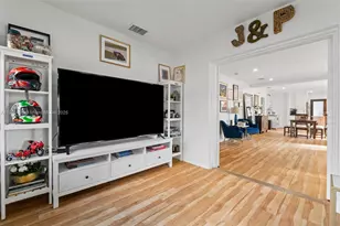 375 SW 32nd Rd, Miami, FL 33129 - Photo 19