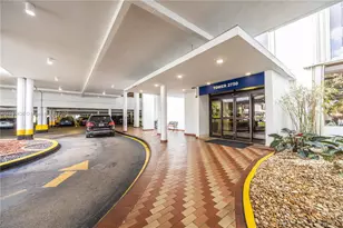 2750 NE 183rd St, Aventura, FL 33160 - Photo 35