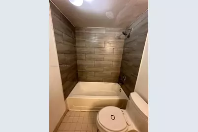 7110 NW 179th St #110, Hialeah, FL 33015 - Photo 13