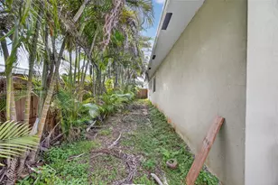 344 SW 3rd St, Florida City, FL 33034 - Photo 33