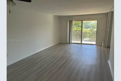 11905 NE 2nd Ave #C402, North Miami, FL 33161 - Photo 7