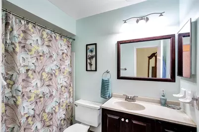 1590 NW 98th Ter, Pembroke Pines, FL 33024 - Photo 13