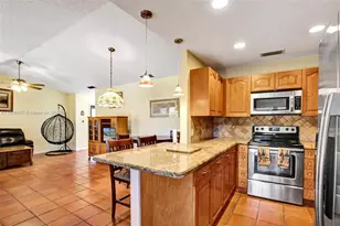1590 NW 98th Terrace, Pembroke Pines, FL 33024 - Photo 3