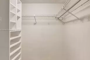 8465 Waterford Cir, Tamarac, FL 33321 - Photo 43