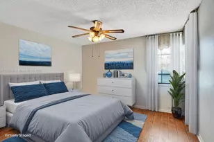 8465 Waterford Cir, Tamarac, FL 33321 - Photo 11